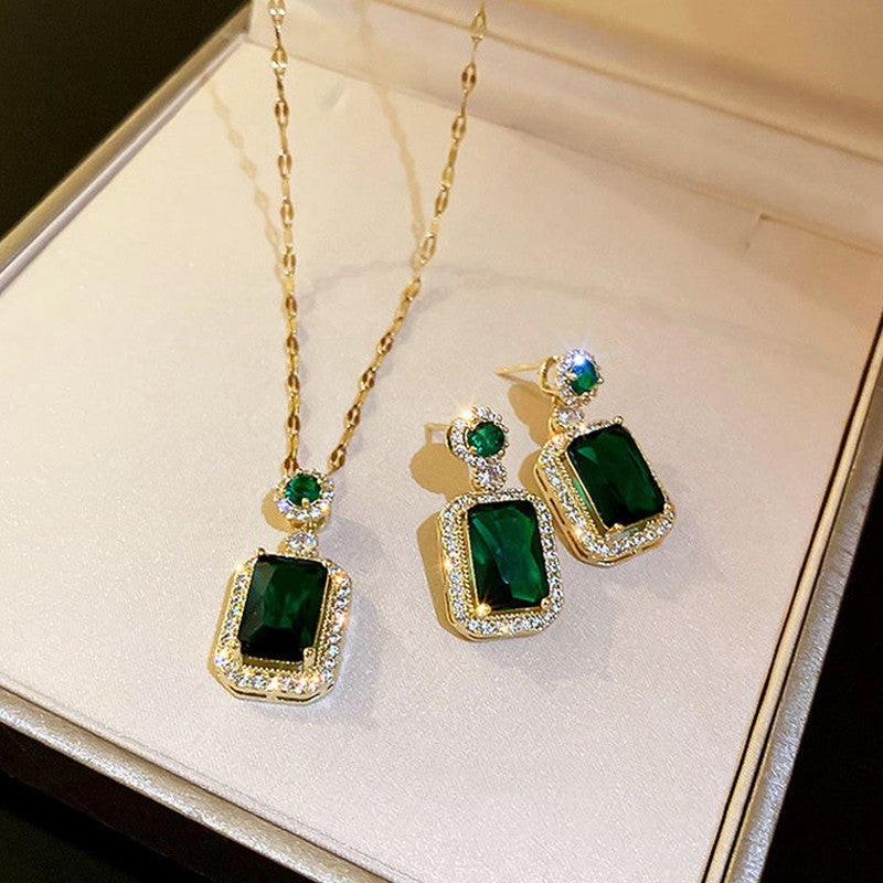 Jewels Galaxy Gold Plated Elegant Emerald Geometric Pendant Set