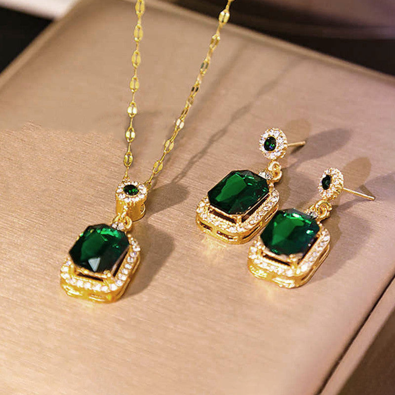 Jewels Galaxy Gold Plated Elegant Emerald Geometric Pendant Set