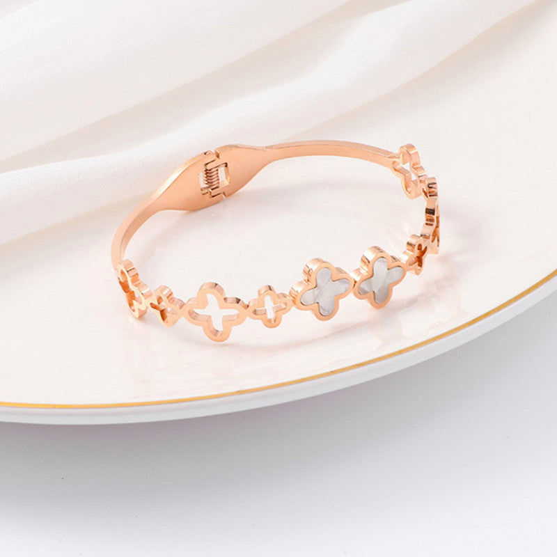 Jewels Galaxy Anti Tarnish Clover Themed Charm Bracelet