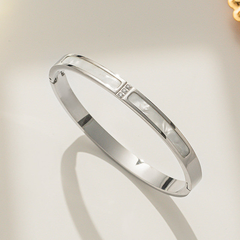 Jewels Galaxy Stainless Steel Mother of Pearls Contemporary Anti-Tarnish Bracelet For Women