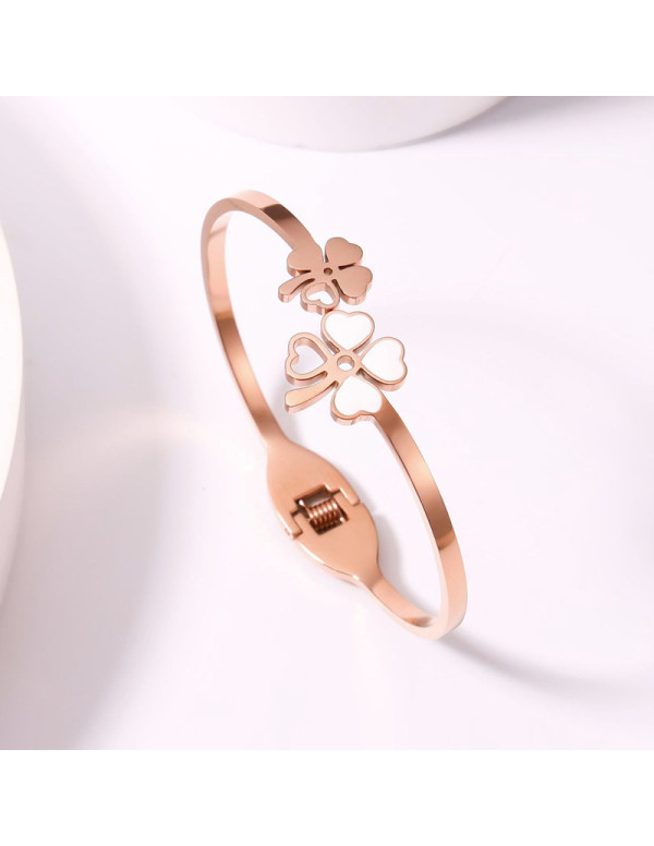 Jewels Galaxy Stainless Steel Rose Gold Plated Mot...