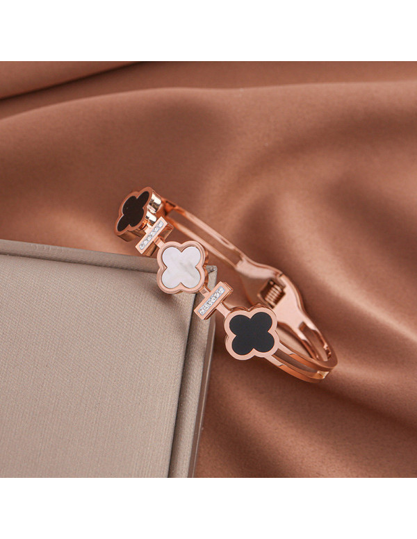 Jewels Galaxy Stainless Steel Rose Gold Plated Mother Of Pearls Three Clover Leaf Irish Design Bracelet