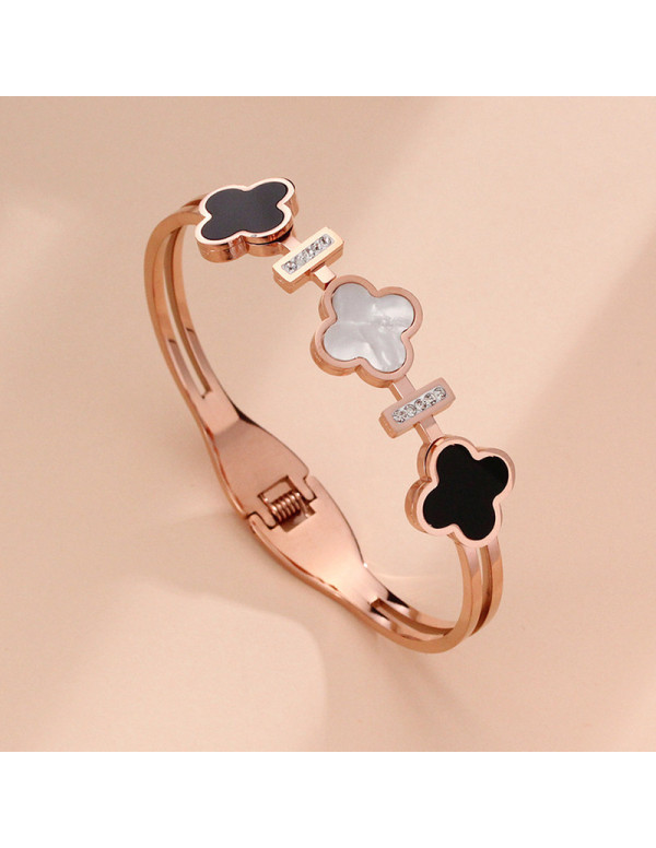 Jewels Galaxy Stainless Steel Rose Gold Plated Mother Of Pearls Three Clover Leaf Irish Design Bracelet