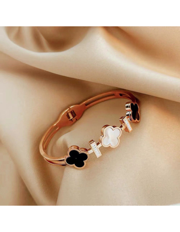 Jewels Galaxy Stainless Steel Rose Gold Plated Mother Of Pearls Three Clover Leaf Irish Design Bracelet