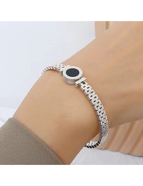 Jewels Galaxy Stainless Steel Silver Plated Roman numerals Zig Zag Style Contemporary Bracelet